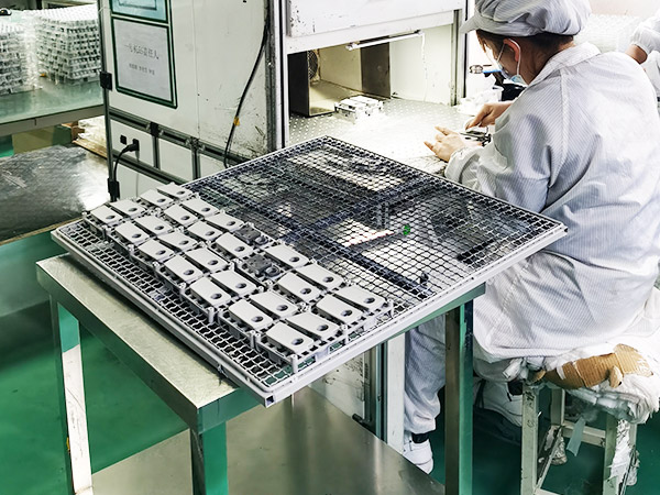 塑膠模具注塑制品產(chǎn)生透明缺陷的原因及解決方法！